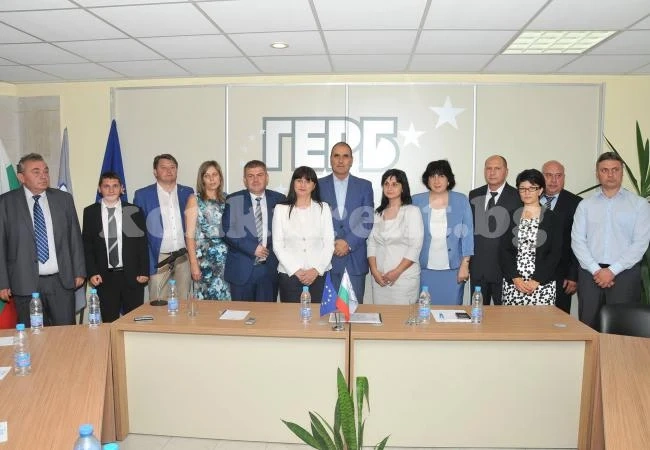 Четири дами пуска в кметската надпревара ГЕРБ в Монтанско