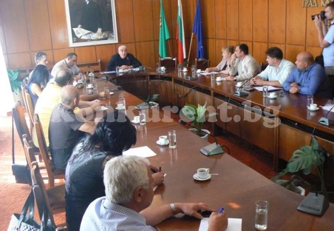 Партиите във Враца не се разбраха за секретар на ОИК