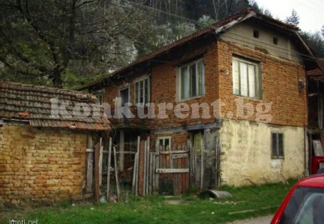 Заличиха село от картата на България
