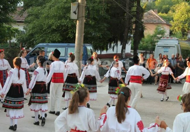 Лесковец празнува