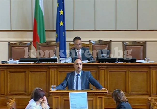 Бъчварова обеща по-добри условия на служителите на МВР във Врачанско