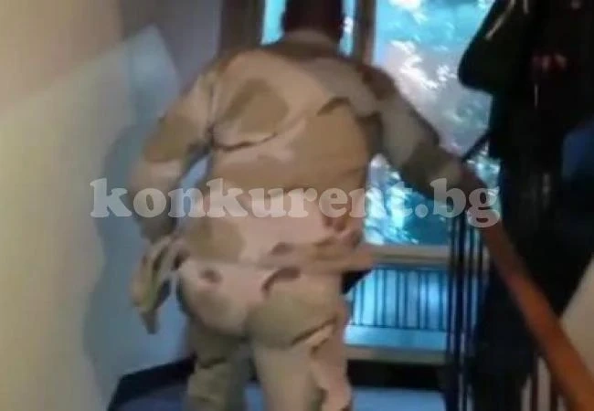 Български рейнджър изненада майка си и трогна десетки хиляди (ВИДЕО)