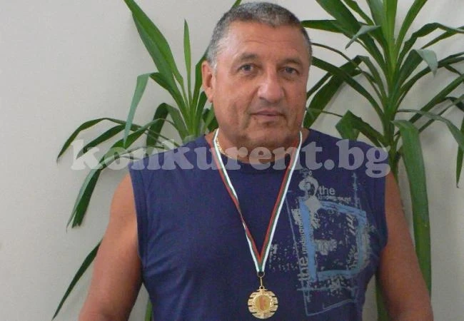 Славчо Каменов пак печели титла за сеньори