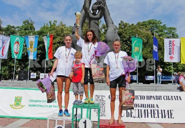 Кениец и Мирчева печелят титли за Атлет /Мездра/