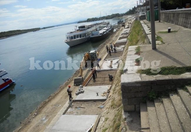 Ударно укрепват видинския бряг