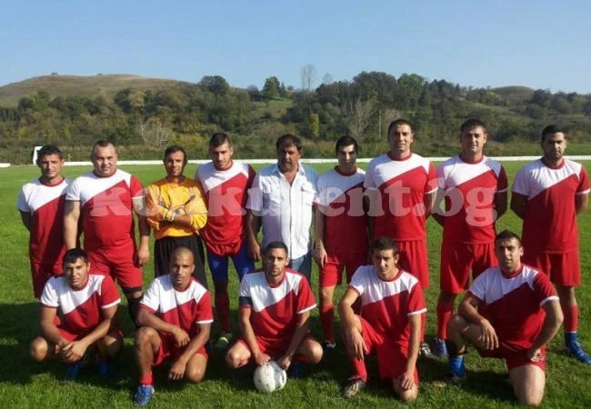 Бенковски дръпна с 3:0 в Мадан, но допусна равенство