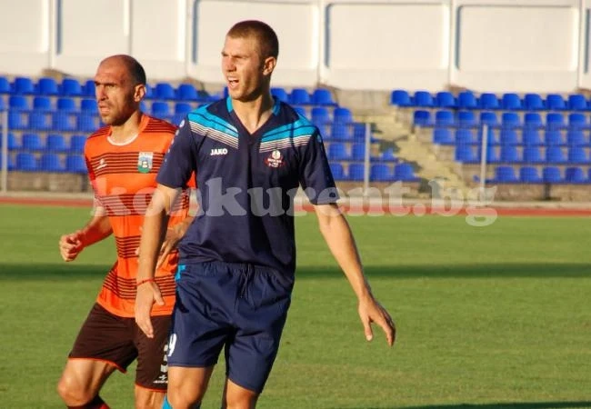 Монтана продължава борбата за купата