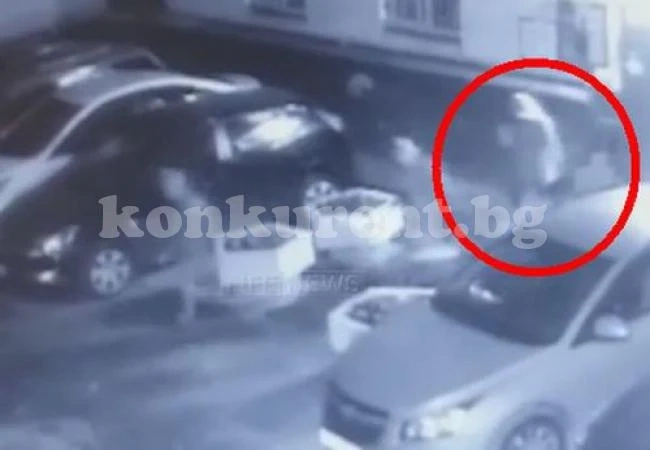 Ревнива лесбийка закла любовницата си