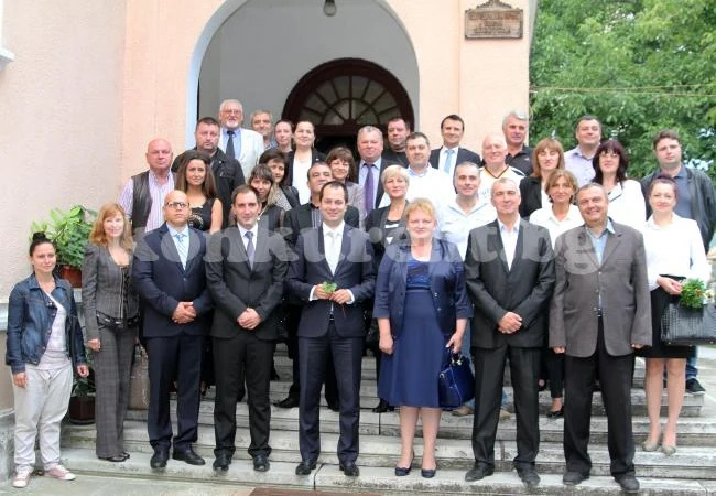 ГЕРБ - Враца откри кампанията си с водосвет