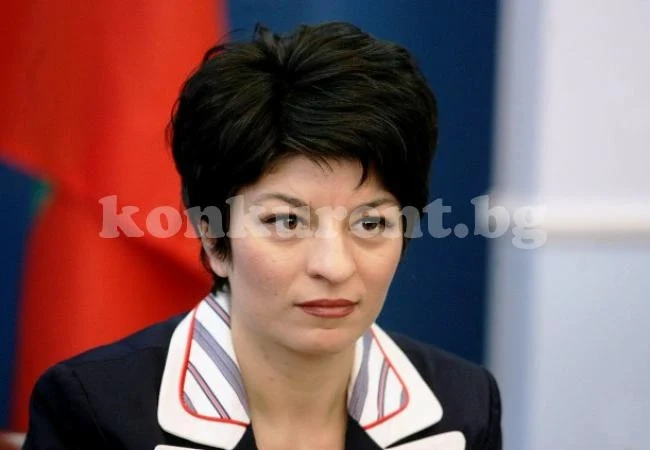 Десислава Атанасова призова за позитивна кампания