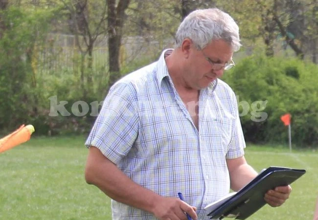 Делегат иска наряди, за да прави дарения 