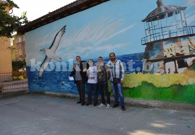 Деца и учители от Враца пренесоха морето в училище