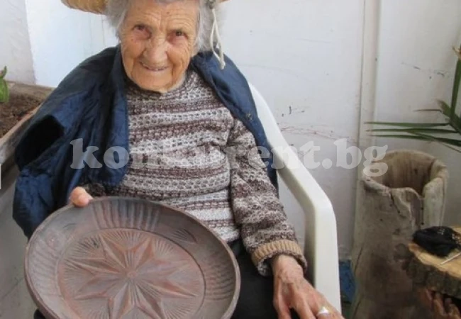 Българска баба стана сензация в eBay