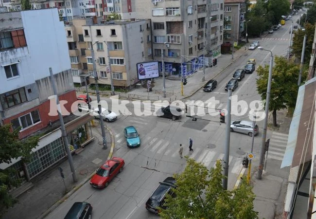 Правят две кръгови в центъра на Враца