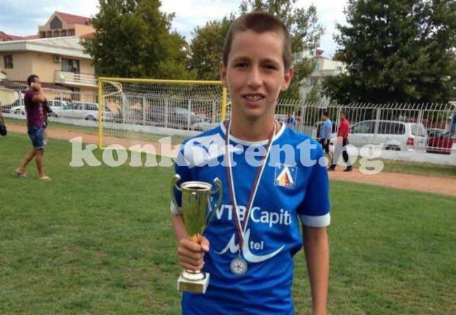 Врачанин бележи за Левски срещу U15 на Ботев