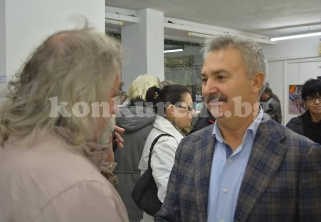 Есенният салон в Монтана събра над 20 творци