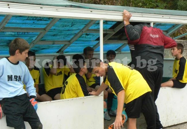 ДФК Видин отстъпи на Етър с 0:7 при U15