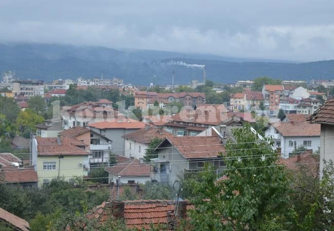 Врачани дишали прах над нормата