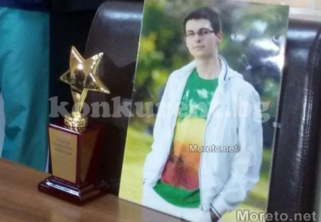 Младо момче, изпаднало в мозъчна смърт, спаси четирима