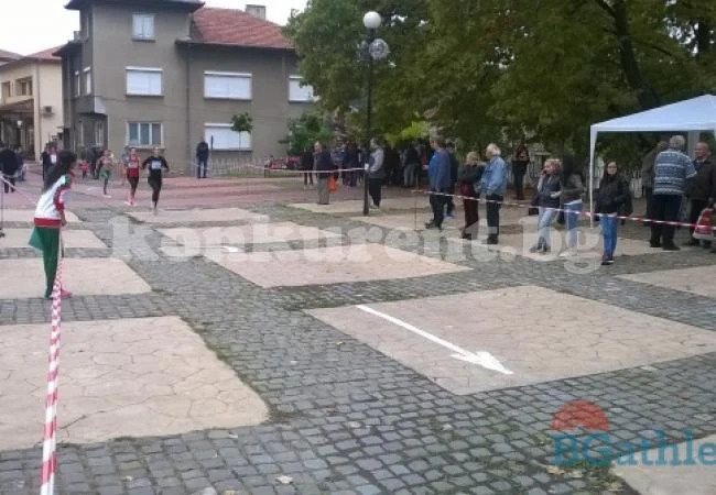 Атлети от Мездра показаха класа в Дряново и Луковит