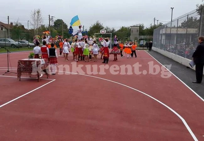 Попица се сдоби със спортен комплекс