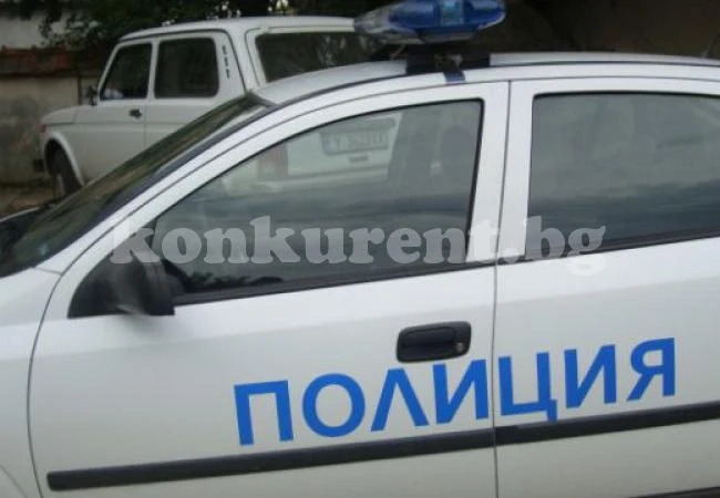 Драма! Мъж се застреля с личния си пистолет в килер