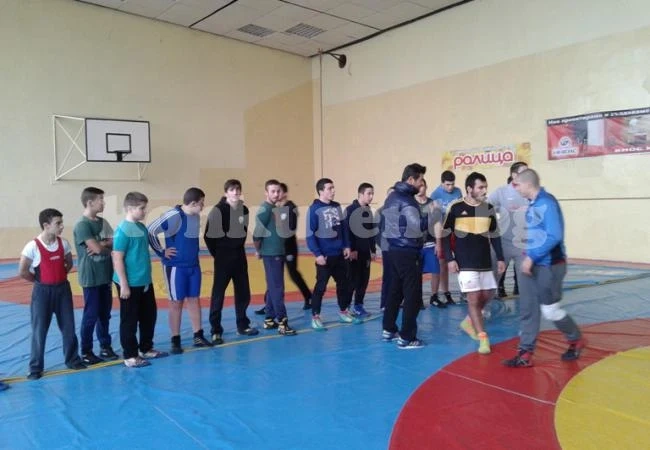 Борци от Гърция избраха Враца за подготовка