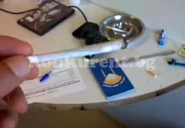 Пандизчия се снима как употребява дрога в луксозна килия 