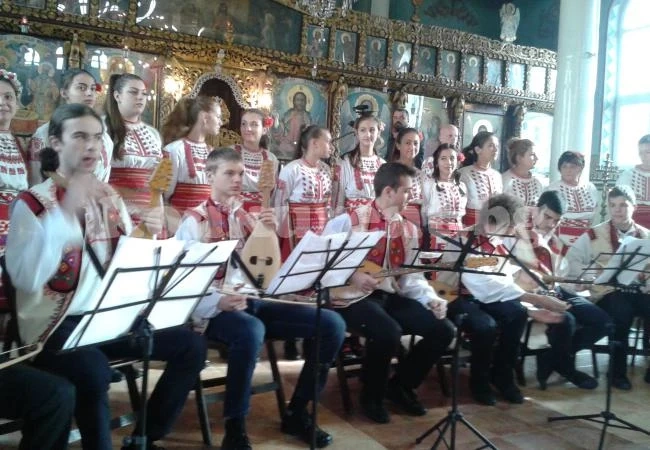 С концерт на храма Монтана отбеляза Деня на будителите