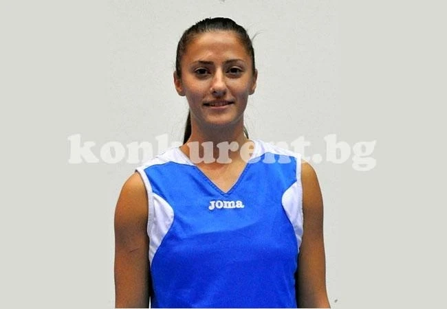 Състезателка на Монтана 2003 влезе в Топ 5 на конкурс за красота