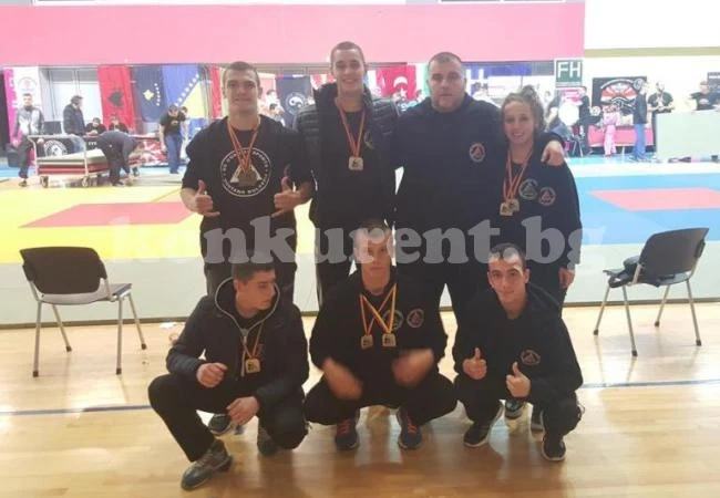 Бойците на Цоков показаха класа в Скопие