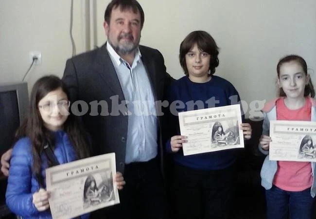 Ученици от СОУ „Васил Кънчов“ спечелиха I място на областно състезание