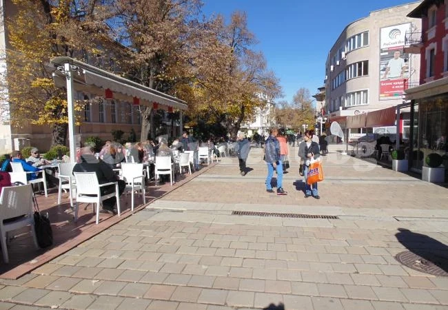Врачани пълноценно се възползваха от циганското лято
