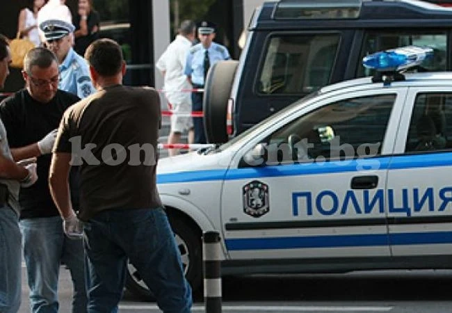 Полицията влезе в заложна къща, водят разследване за измама