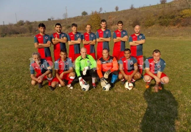 И 60 мин. стигнаха на Пъстренец в Мърчево, Блонди няма спирка