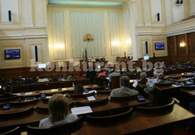 Цигарите поскъпват, решиха депутатите