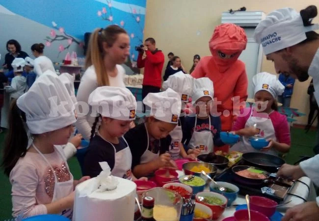 „Кулинарно междучасие“ се проведе в СОУ „Христо Ботев“