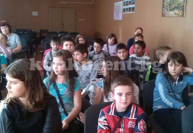 Библиотека събра малчугани