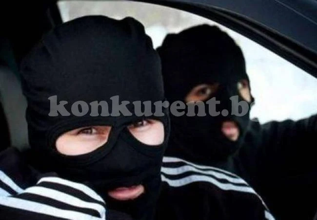 Екшън: Четирима с маски на главите стреляха по криминално проявен