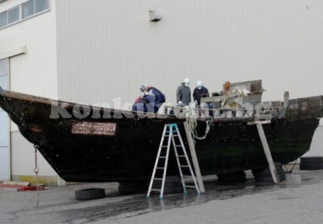 Кораби призраци се появиха край Япония 