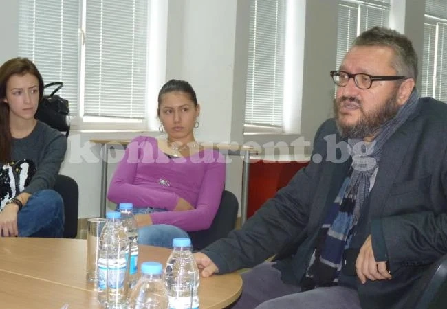 Карбовски пред млади журналисти в Мездра:„Не бъдете като нас, старите поети”