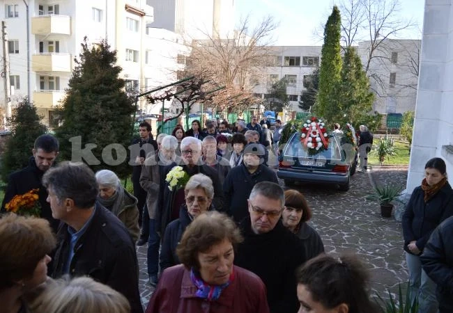 Врачани се сбогуваха с Кирил Беков