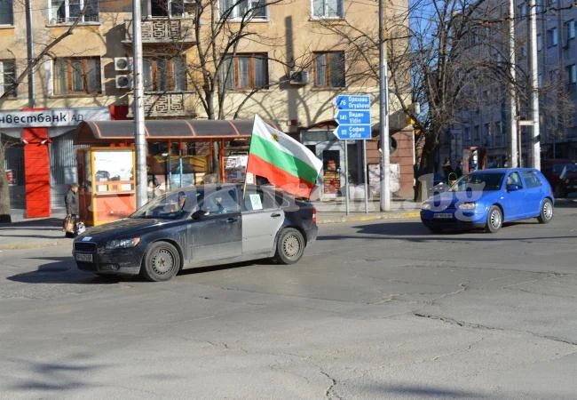 Само 20 врачански „поршета“ бяха на протест срещу винетките