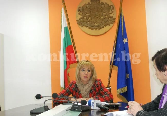 Мая Манолова иска Видин да има местен омбудсман