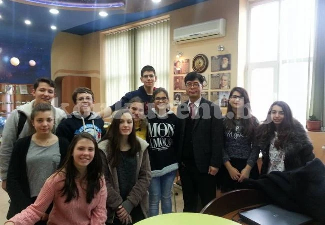 Ученици учредиха Японско- корейски клуб в СОУ „Христо Ботев“