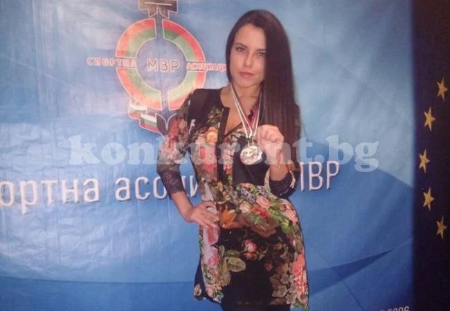 Тенисисти от полицейски клуб заеха призови места