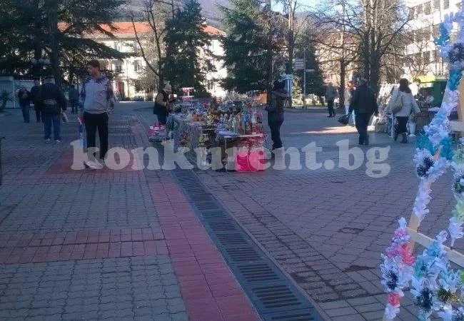 Предколеден пазар във Враца