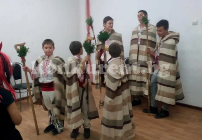 Коледно шоу събра малки и големи