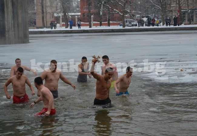 Танцьор спаси разпятието в Монтана