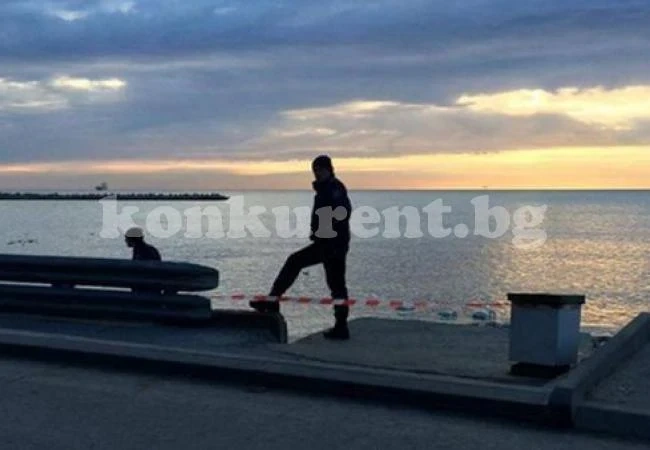 Извадиха труп от Топлата вода